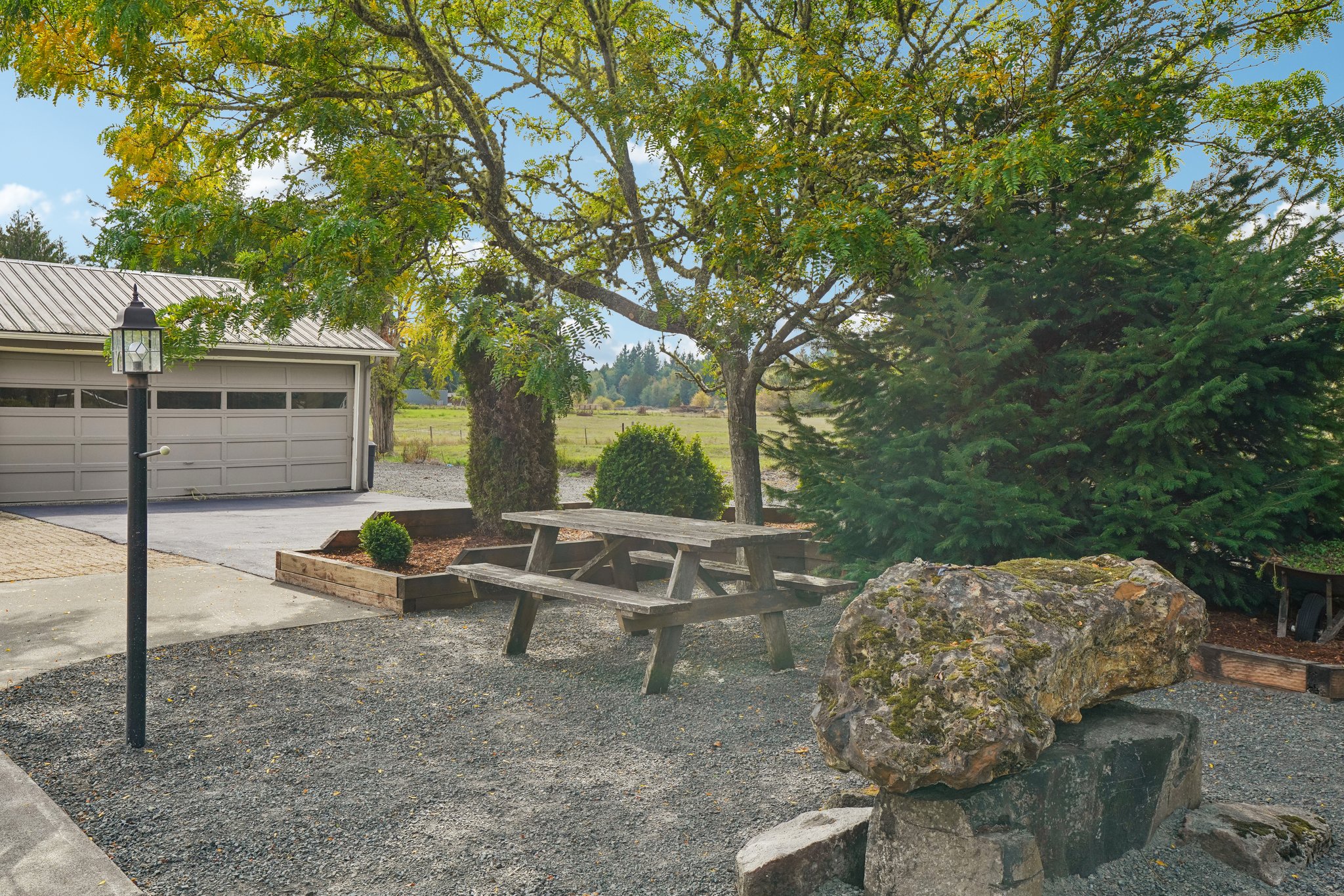 4749 Spirit Lake Hwy-S2209-009.jpg