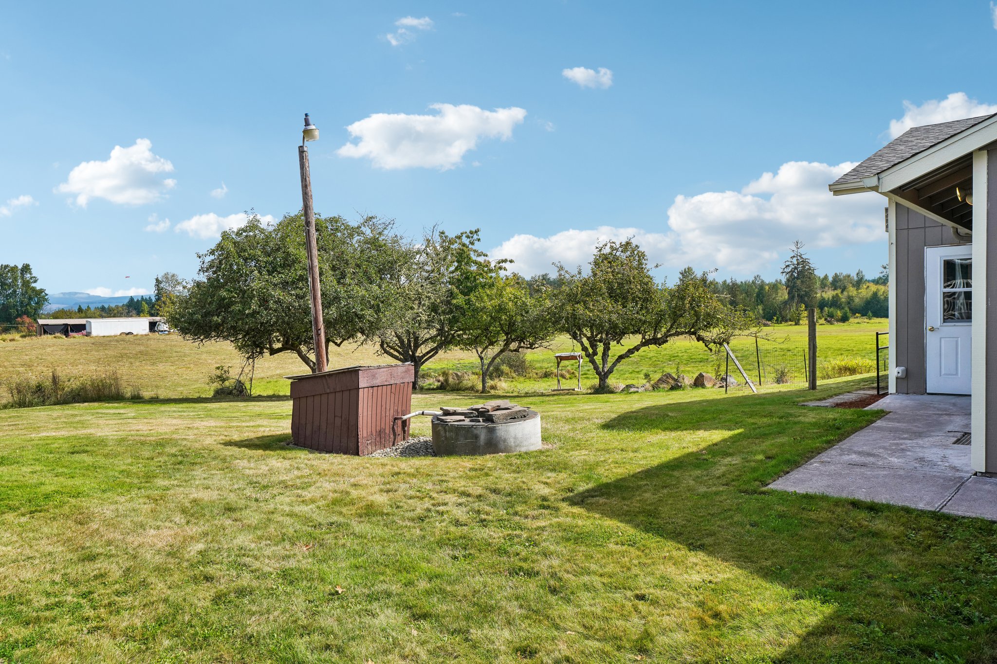 4749 Spirit Lake Hwy-S2209-086.jpg