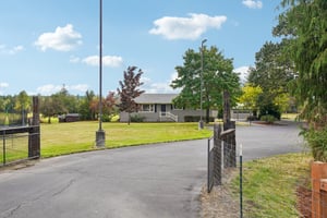 4749 Spirit Lake Hwy-S2209-005.jpg