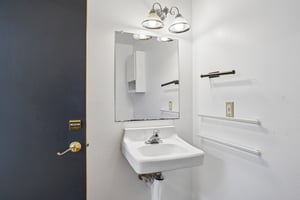 4749 Spirit Lake Hwy-S2209-058.jpg