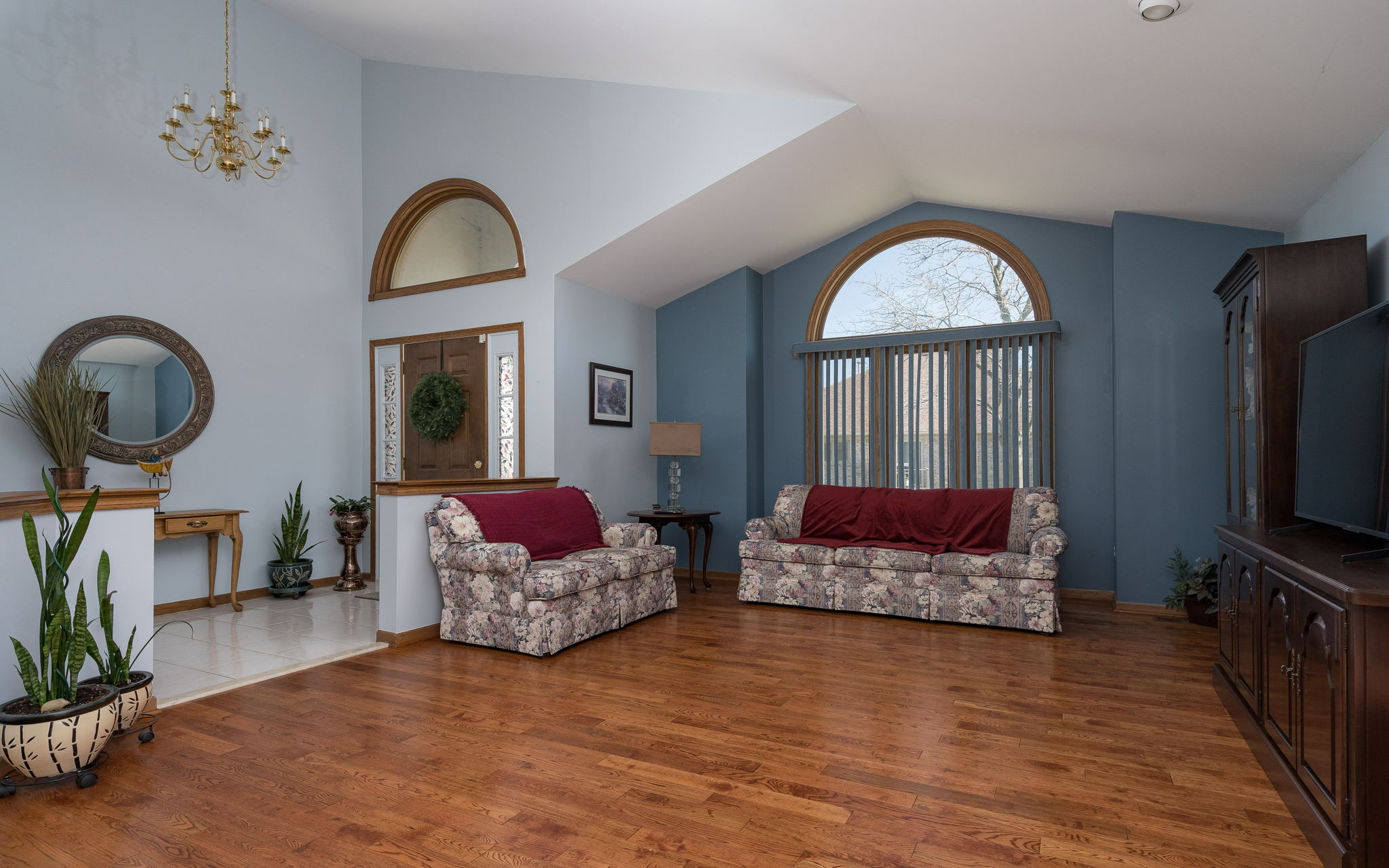 47490 Hunters Chase Dr, MI 48042 Michigan Video Tours