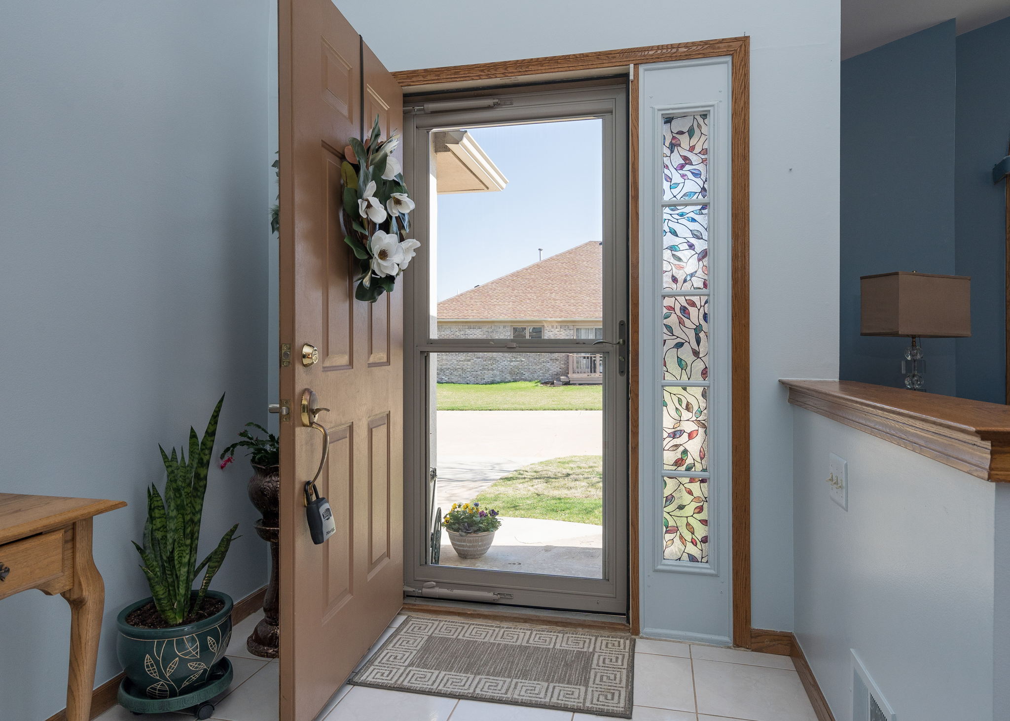 47490 Hunters Chase Dr, MI 48042 Michigan Video Tours