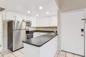 N Midway Dr 254-S1703-006.jpg