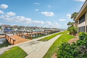 Brittany Dr S 24-S0107-034.jpg
