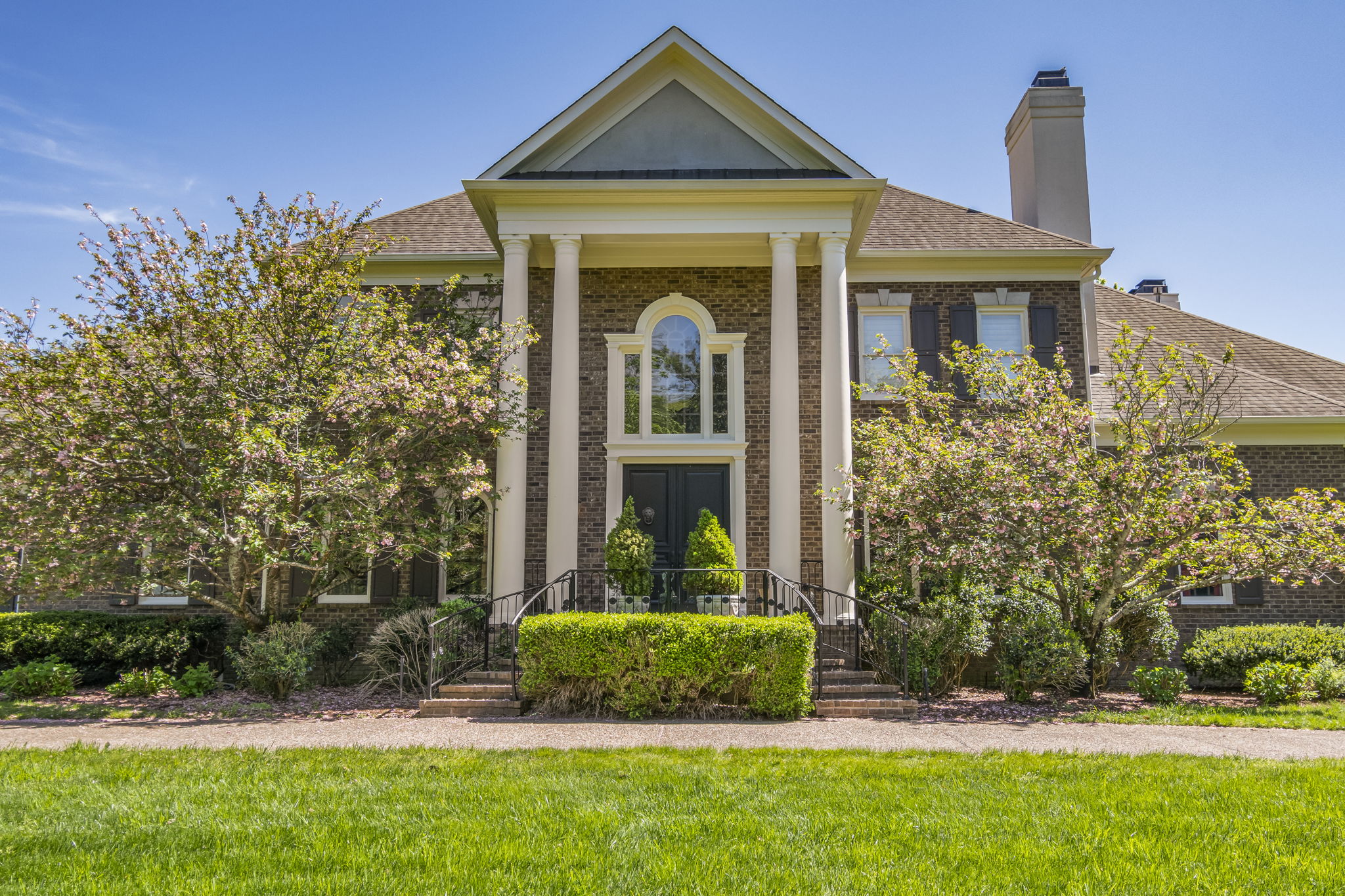 Lavish Landscaping in Full Bloom