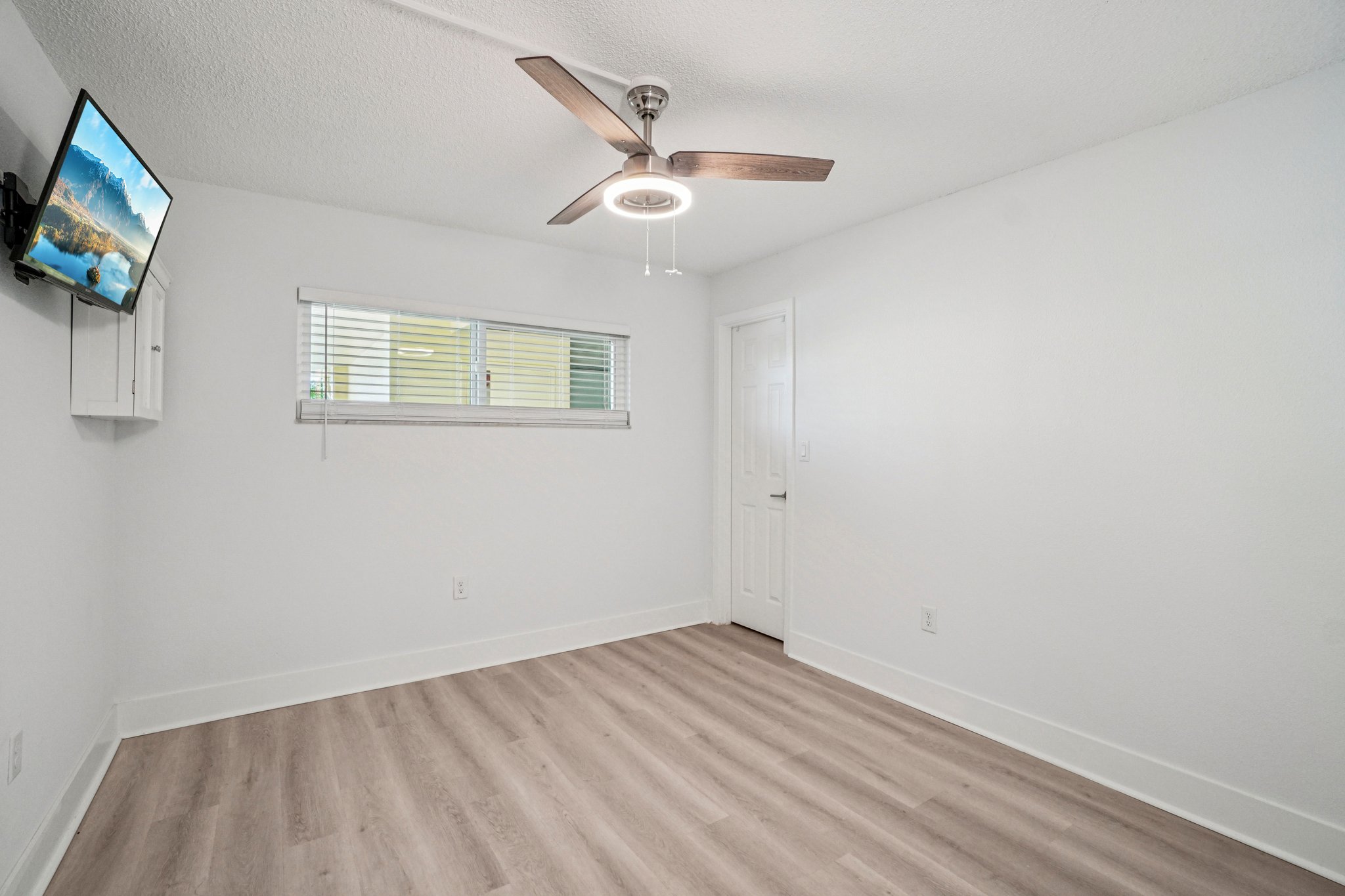 4750 Cove Cir APT 107-S3103-014.jpg