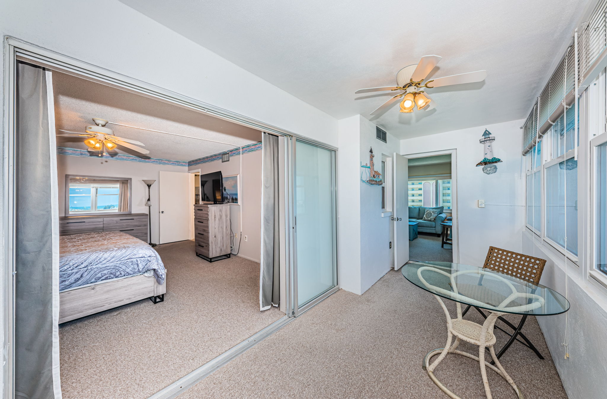 Florida Room 5