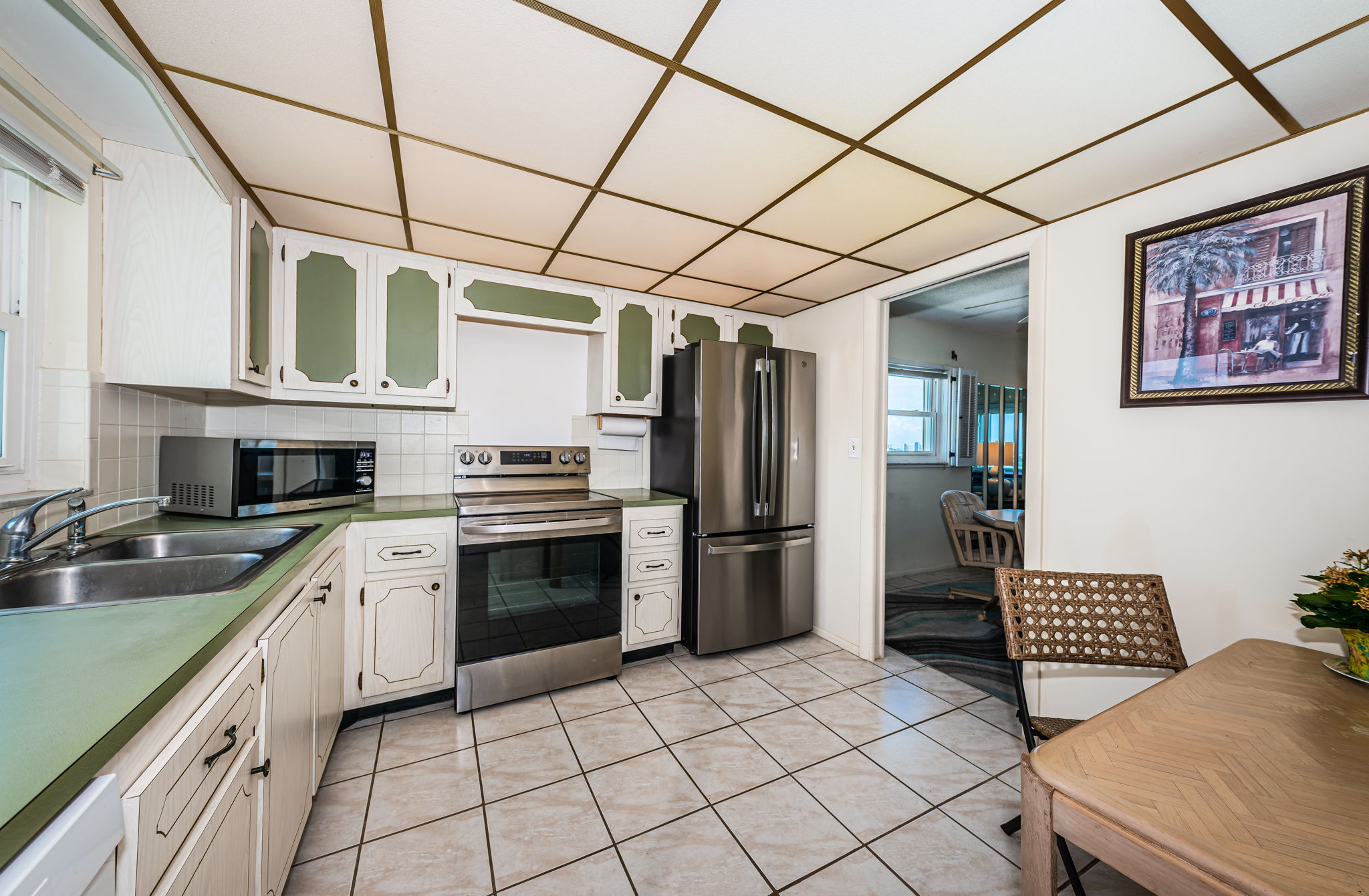 Kitchen 1-2