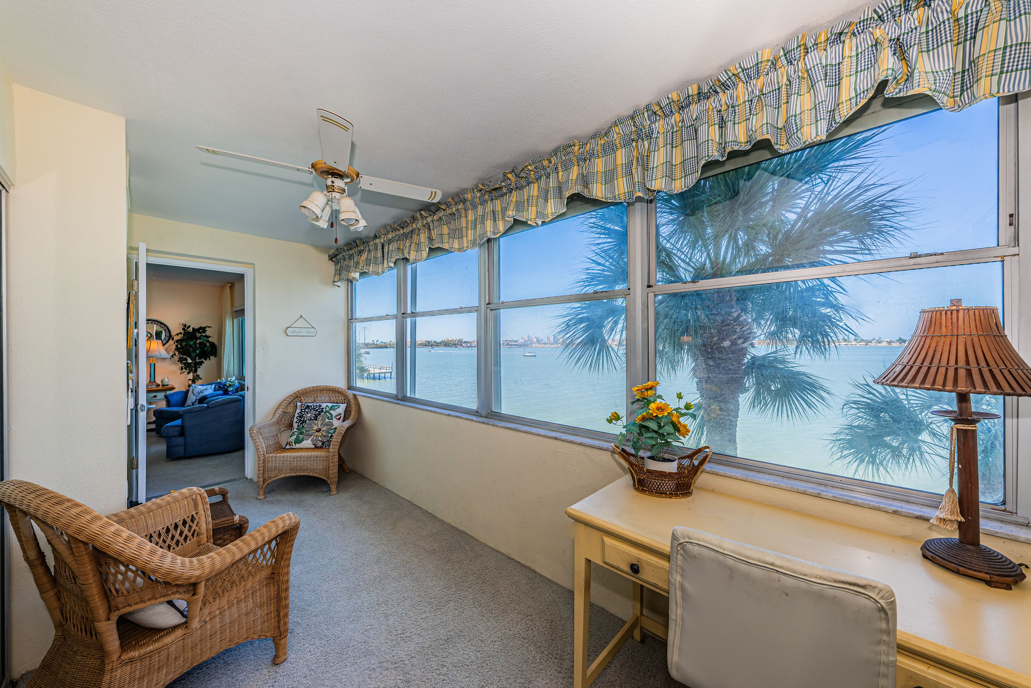 Florida Room 1-2