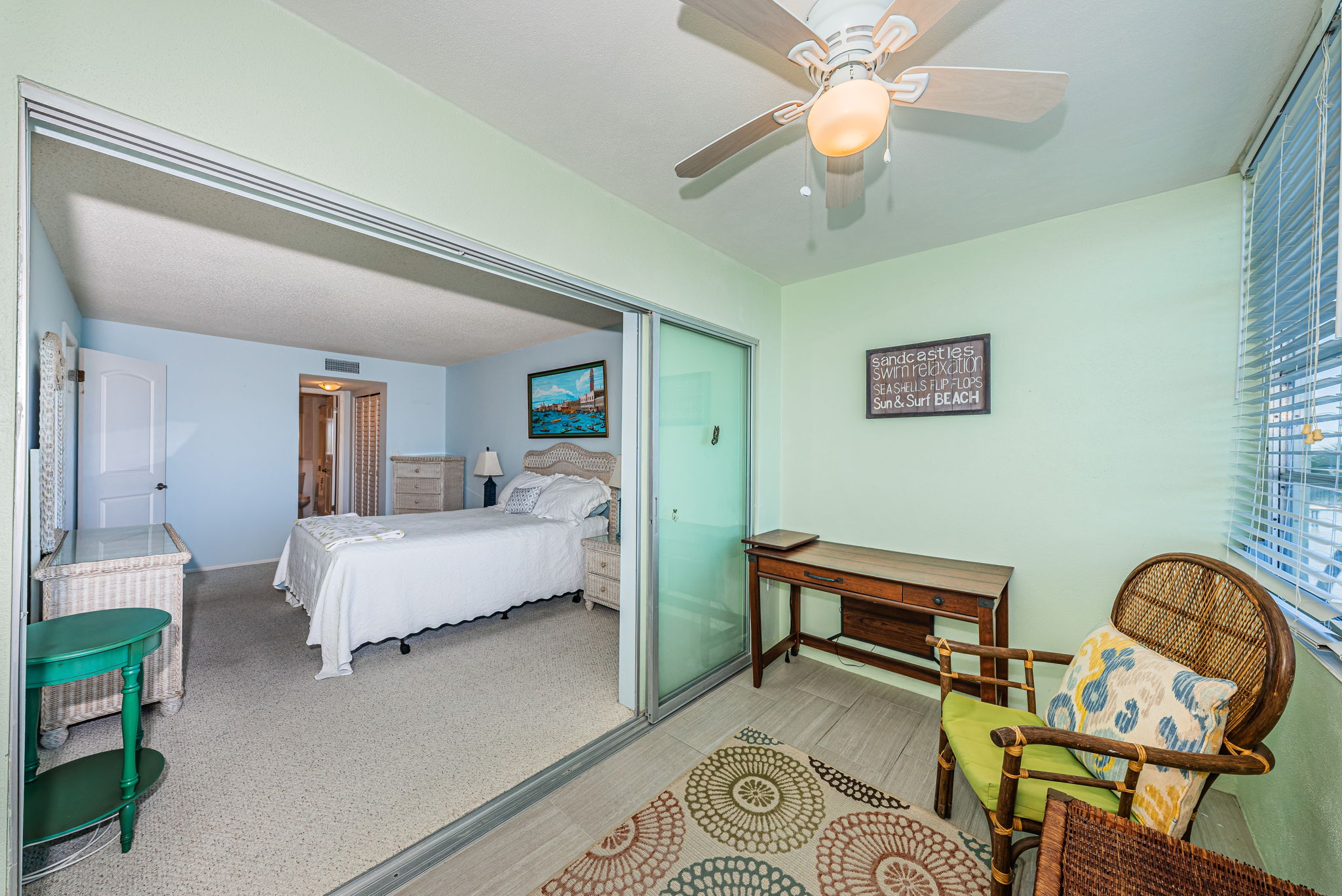 Florida Room 5