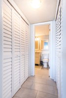 Walk-in Closets 1
