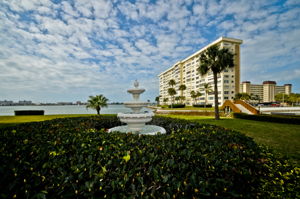 52-Sea_Towers