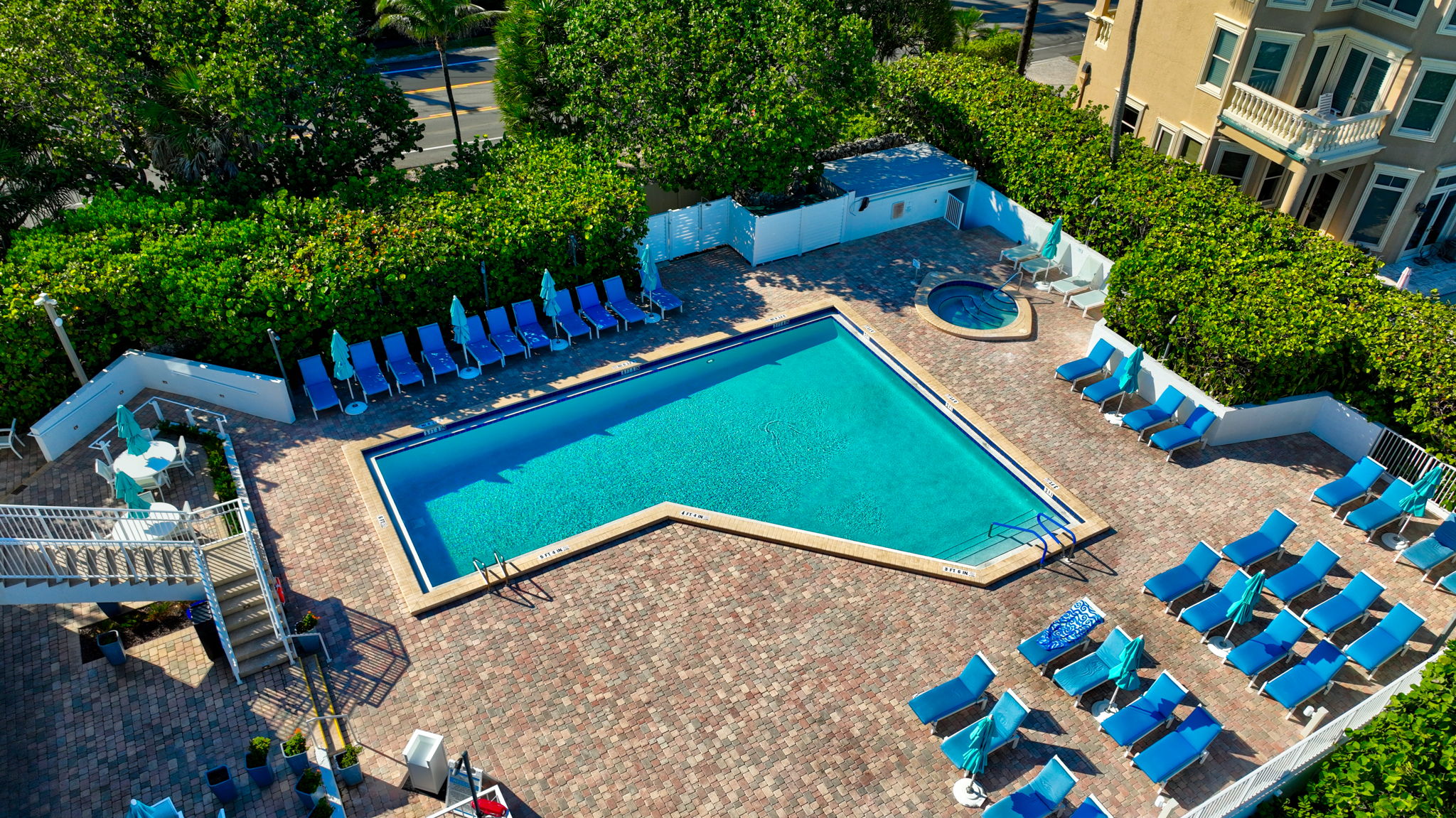  Photo 77