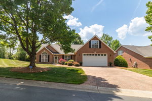 4752 Barrington Pl-2