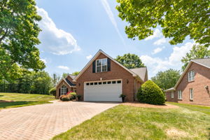 4752 Barrington Pl-3