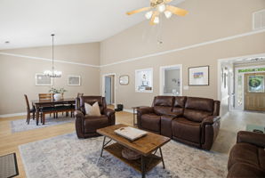 4752 Barrington Pl-8