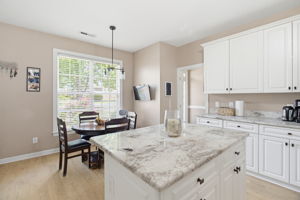 4752 Barrington Pl-11