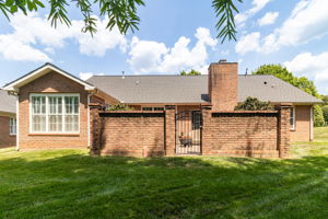 4752 Barrington Pl-28