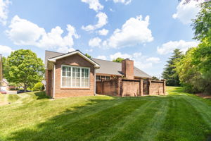 4752 Barrington Pl-29