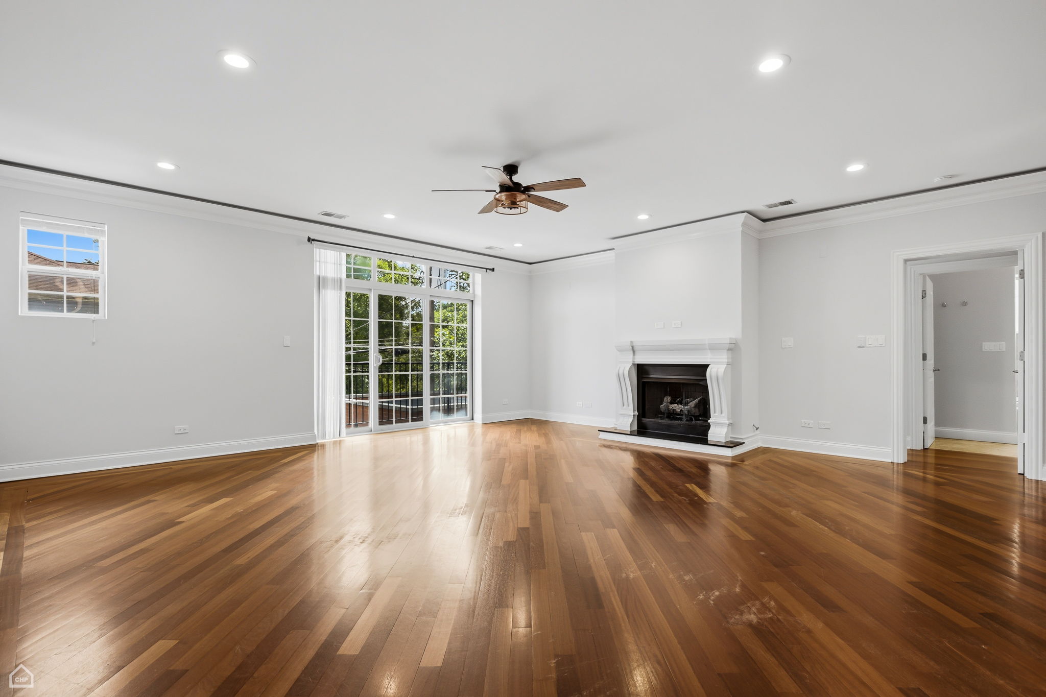 4755 N Kilbourn Ave 2D - Brady Miller_005