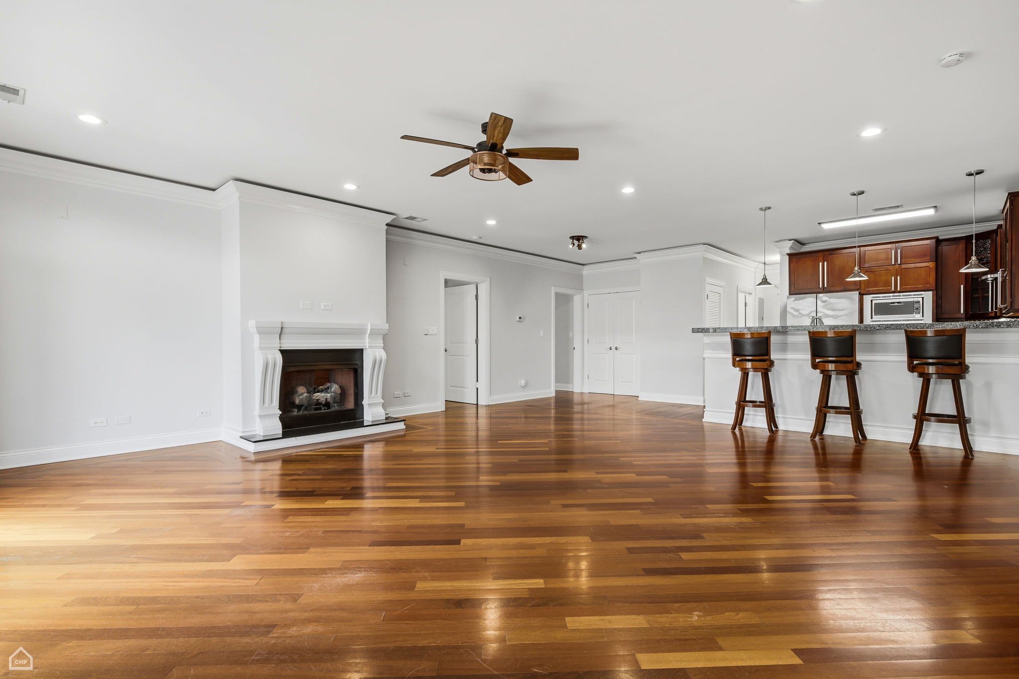 4755 N Kilbourn Ave 2D - Brady Miller_006