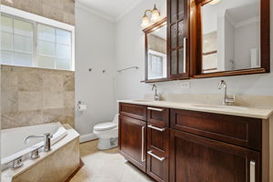 4755 N Kilbourn Ave 2D - Brady Miller_013