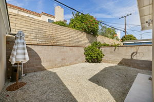  Photo 30