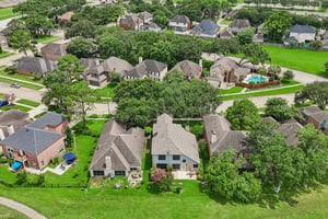 Oakmont Ct-S2006-049.jpg
