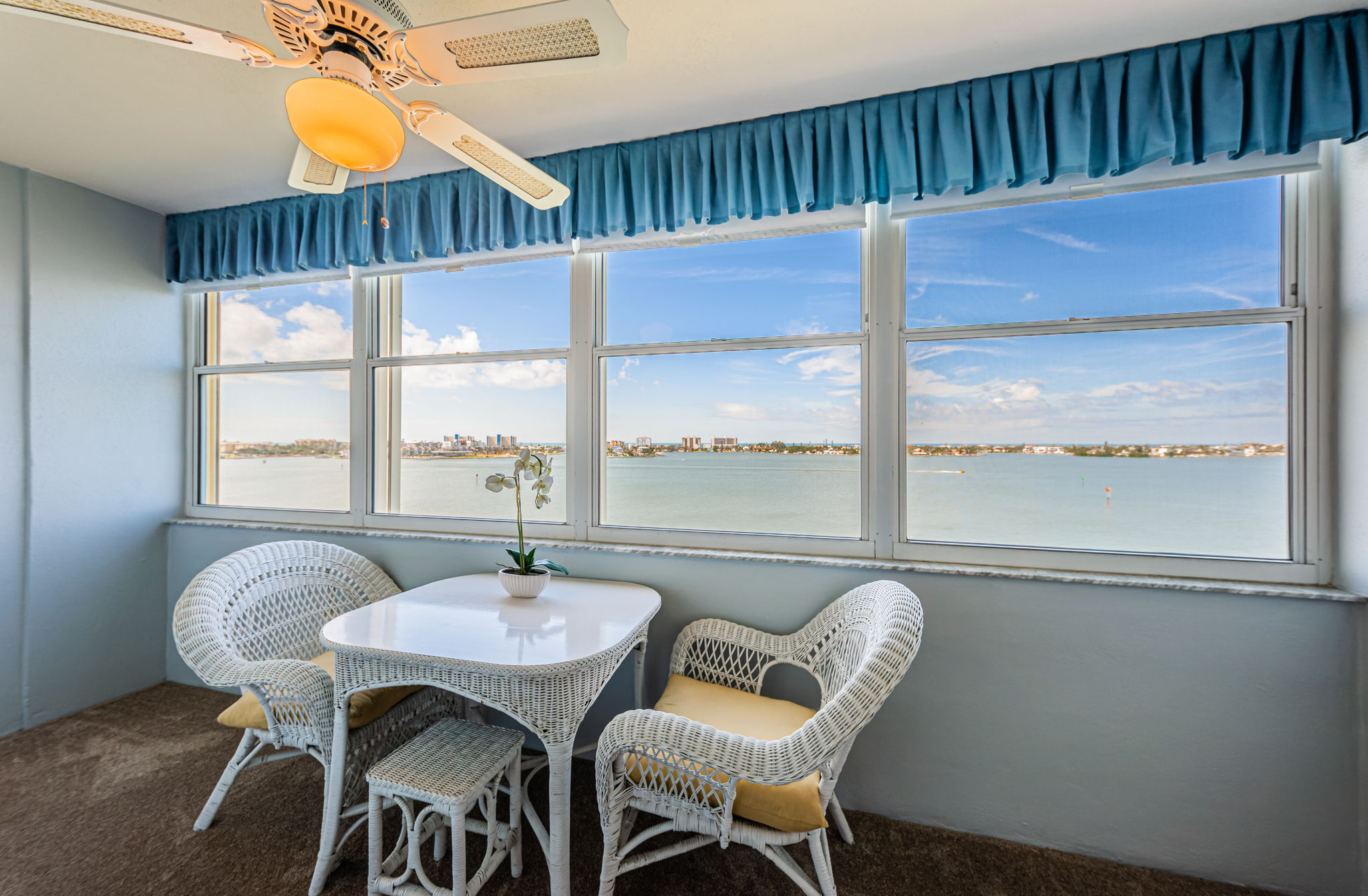 Florida Room 4