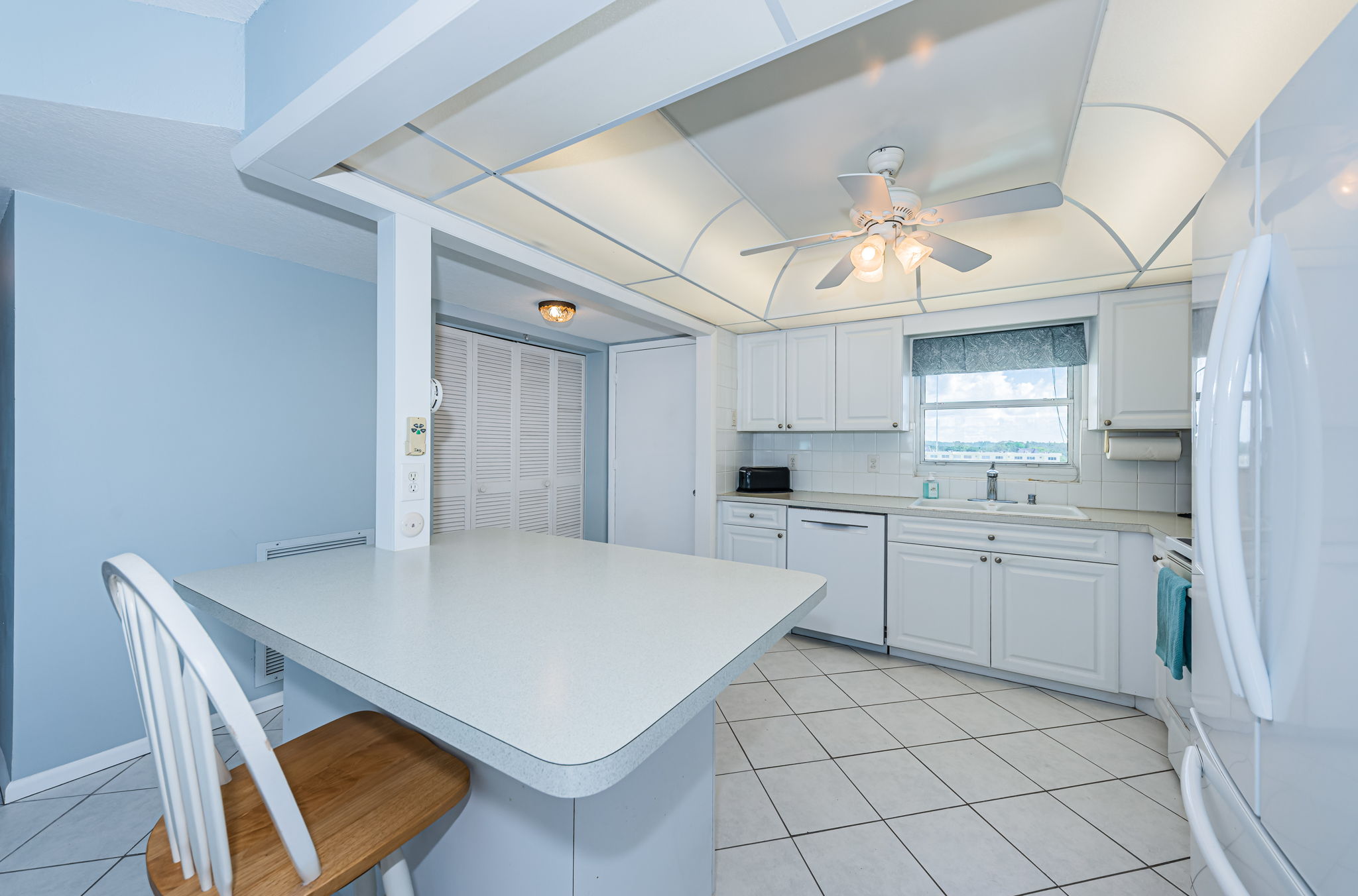 Kitchen 4-2