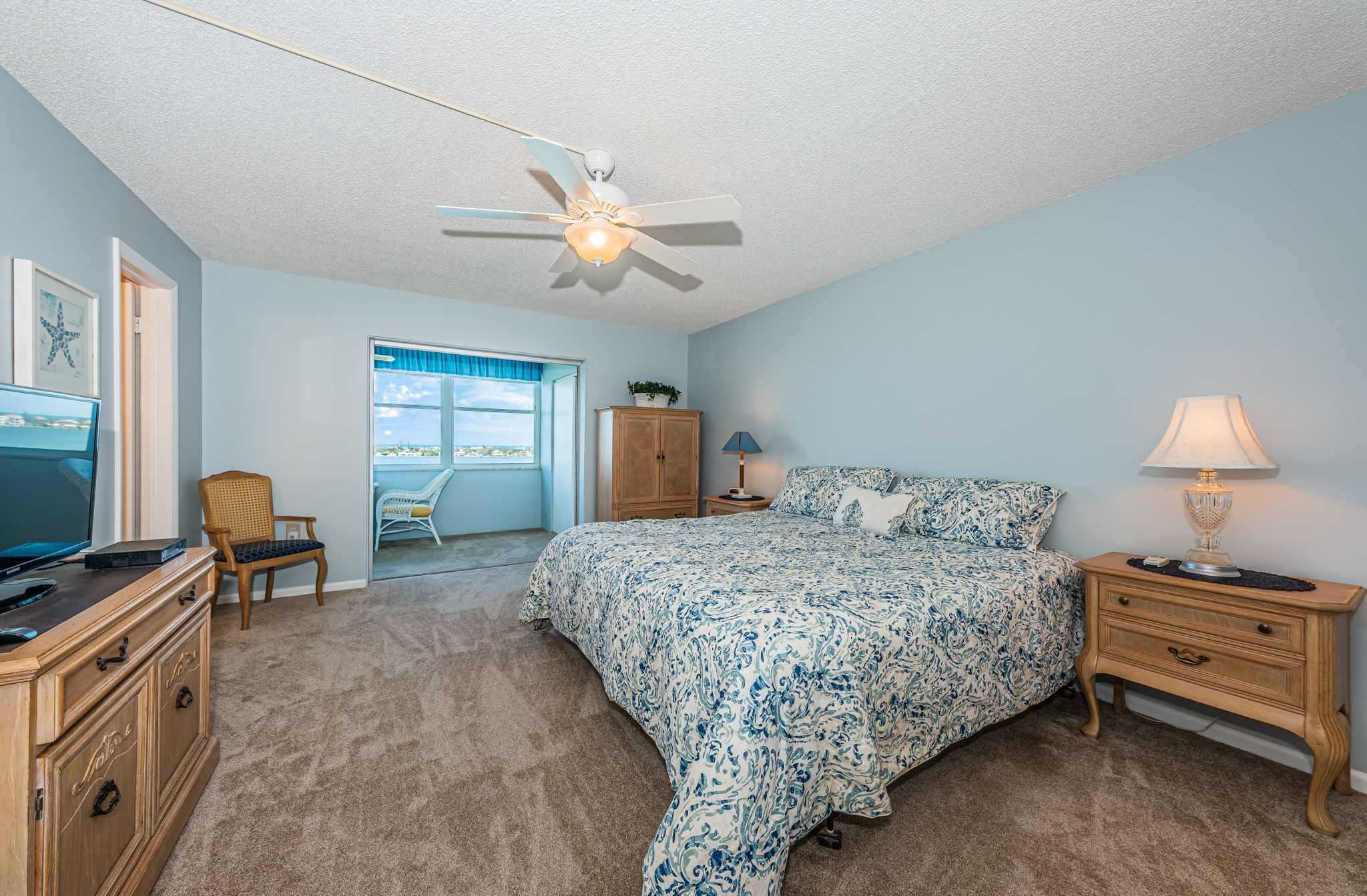 Primary Bedroom 1a