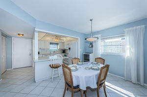 Dining Room 2-2