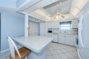 Kitchen 4-2
