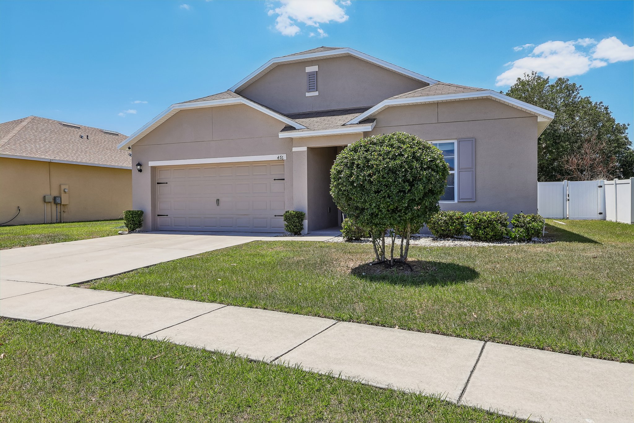 Squires Grove Dr-S2204-003.jpg