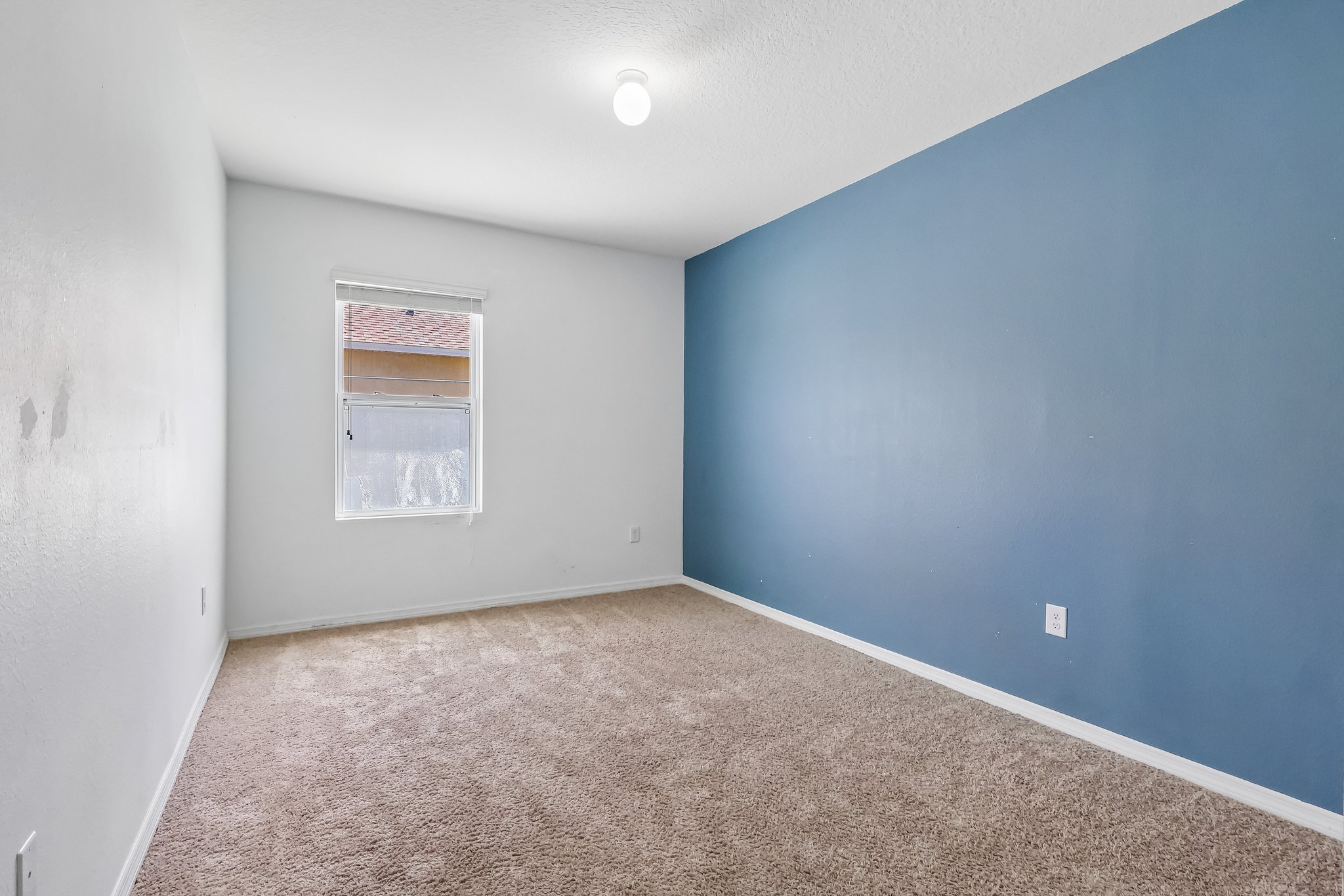 Squires Grove Dr-S2204-022.jpg