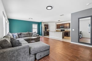 Squires Grove Dr-S2204-008.jpg