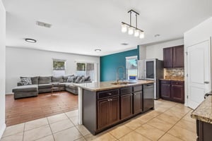 Squires Grove Dr-S2204-013.jpg