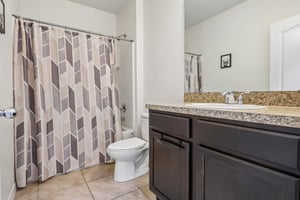 Squires Grove Dr-S2204-019.jpg