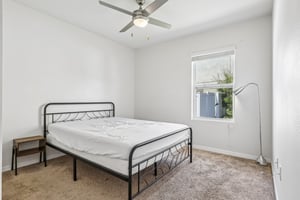 Squires Grove Dr-S2204-020.jpg