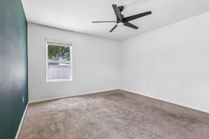 Squires Grove Dr-S2204-026.jpg