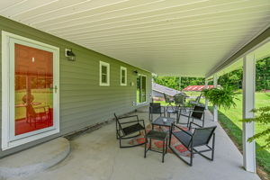  Photo 40
