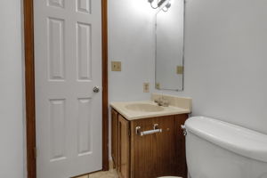  Photo 32