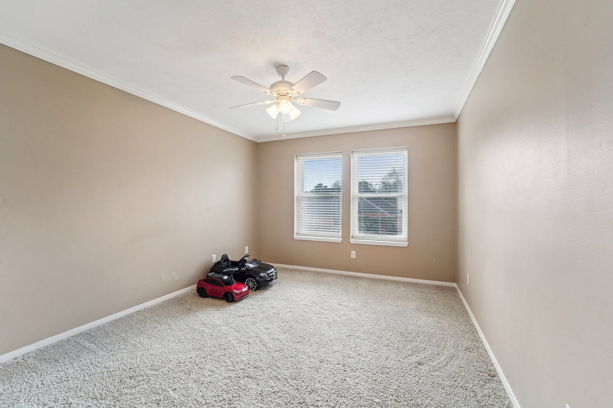 Oakmont Ct-045.jpg