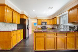 Oakmont Ct-018.jpg