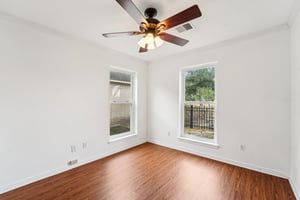 Oakmont Ct-020.jpg