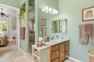 Primary Bathroom (2)