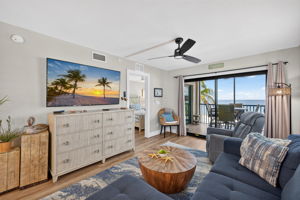 Living Room 2 of 4