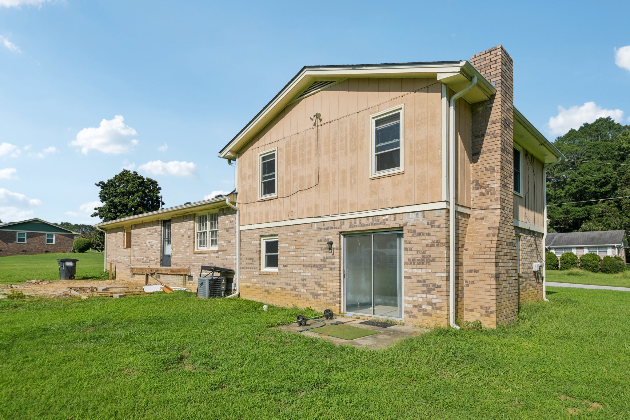 Bell Cir SE-S2108-030.jpg