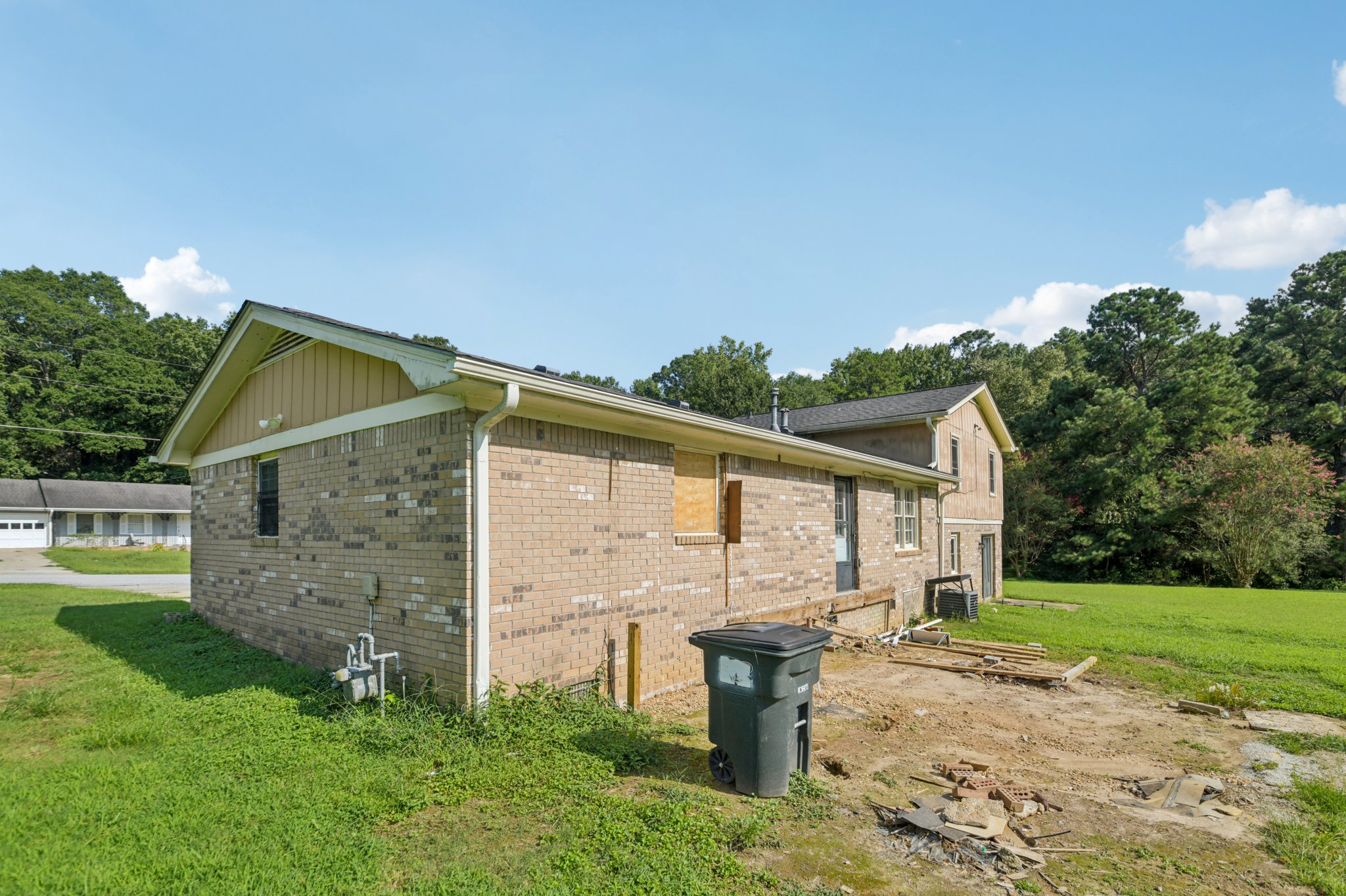 Bell Cir SE-S2108-032.jpg