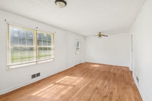 Bell Cir SE-S2108-007.jpg